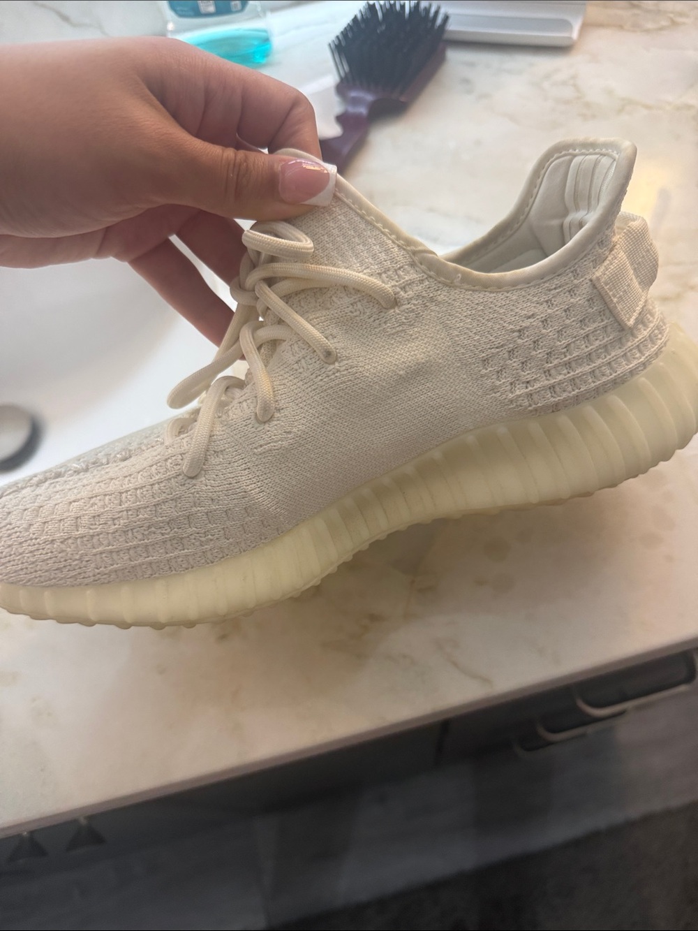 YZY 350 V2 - Picture 4 of 5